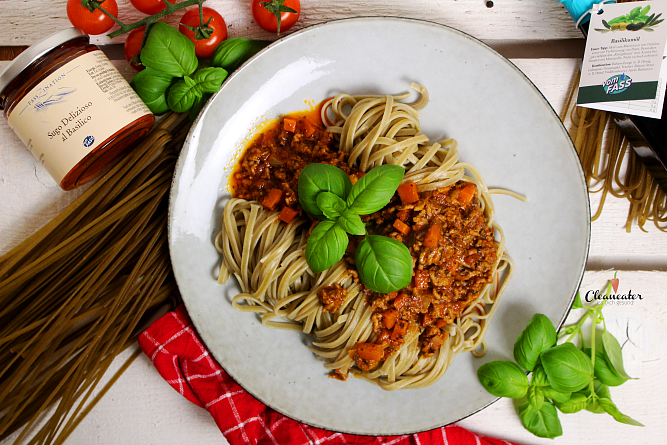 Паста с базиликом и соусом Pesto Ligure