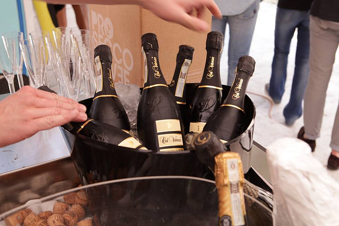 Пузырьки, Bubbles, Die Bläschen, Le bollicine, Les bulles...