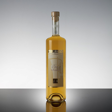 Дегустация граппы Negroni Antica Distilleria Grappa di Monovitigno Moscato