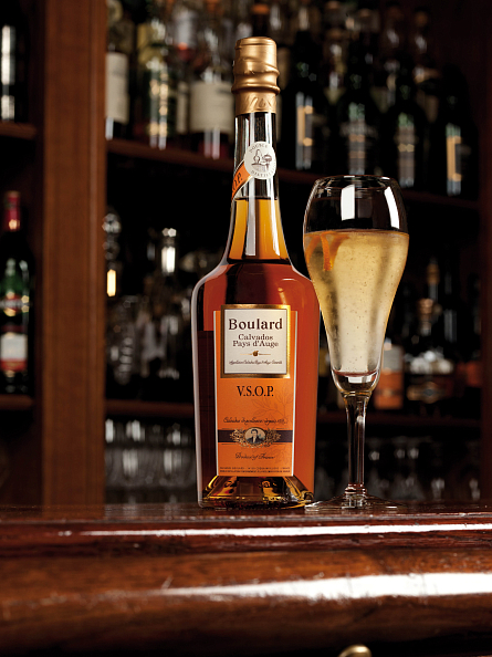 Дегустация Calvados Boulard в винном баре «Филипп»