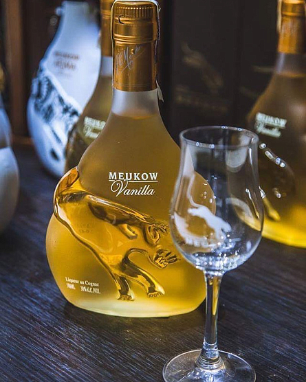 Дегустация ликера Limoncello Casal D'Emilia