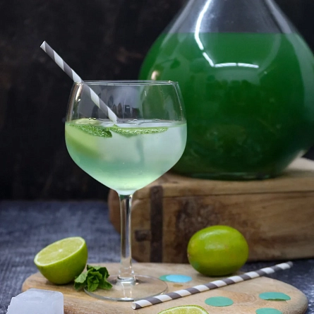 Caipirinha Lime с тоником и мятой